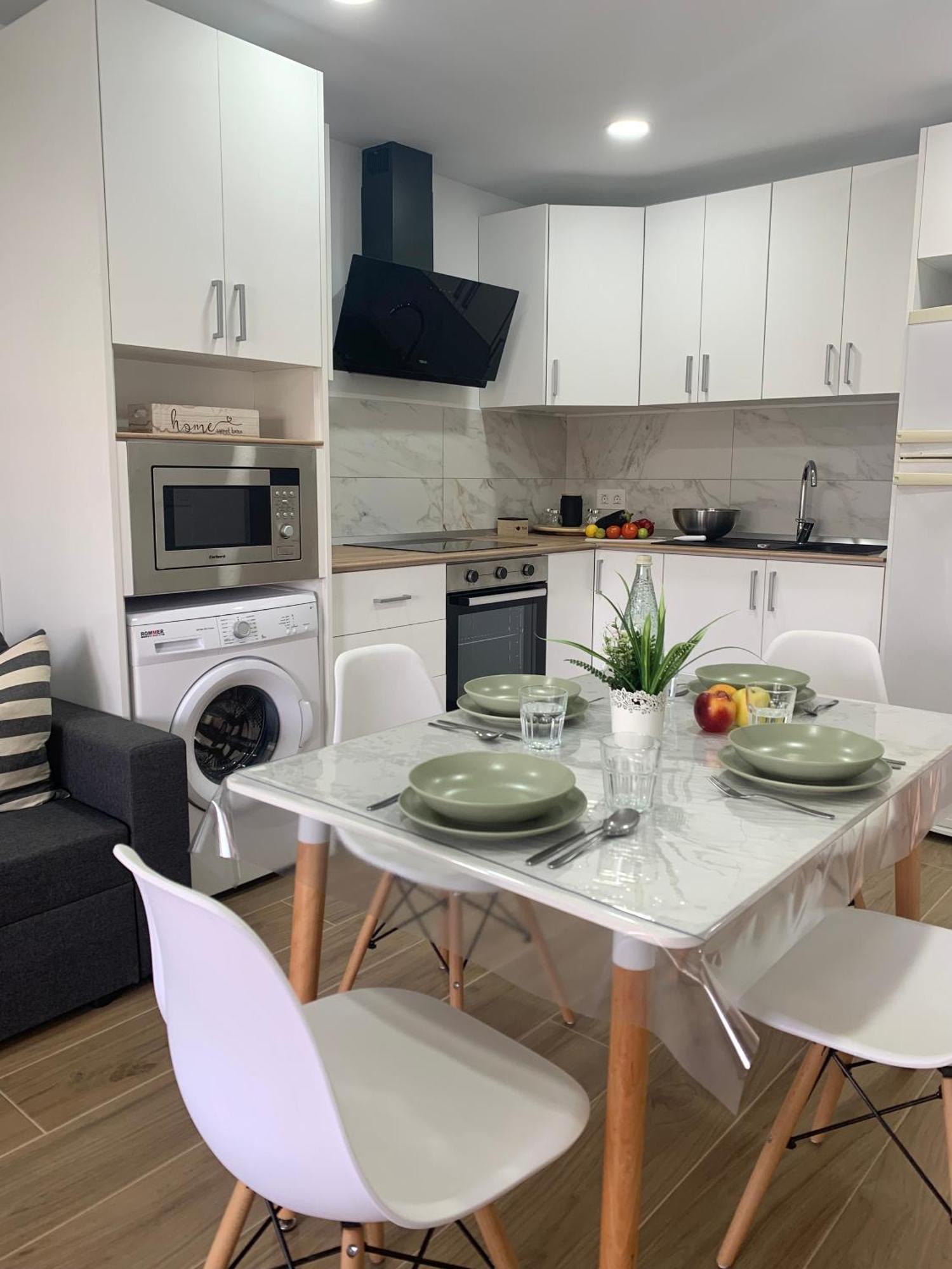 Appartamento Playa Cerca, Wifi Gratis - Centrico Y Renovado Guía de Isora Esterno foto